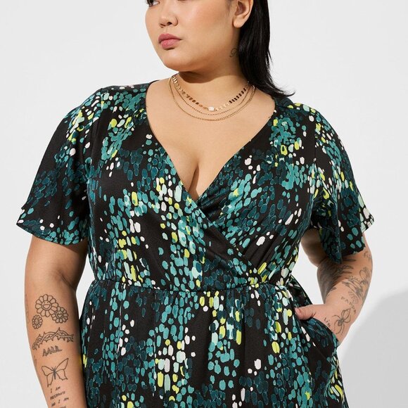 Torrid 2 2X Midi Bubble Charm Flutter Sleeve Faux Wrap Dress Black Green Pocket - Picture 3 of 15